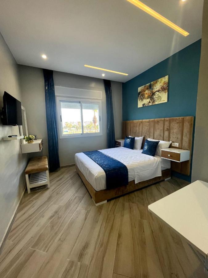 Hostal Mh Borj Мартиль Экстерьер фото