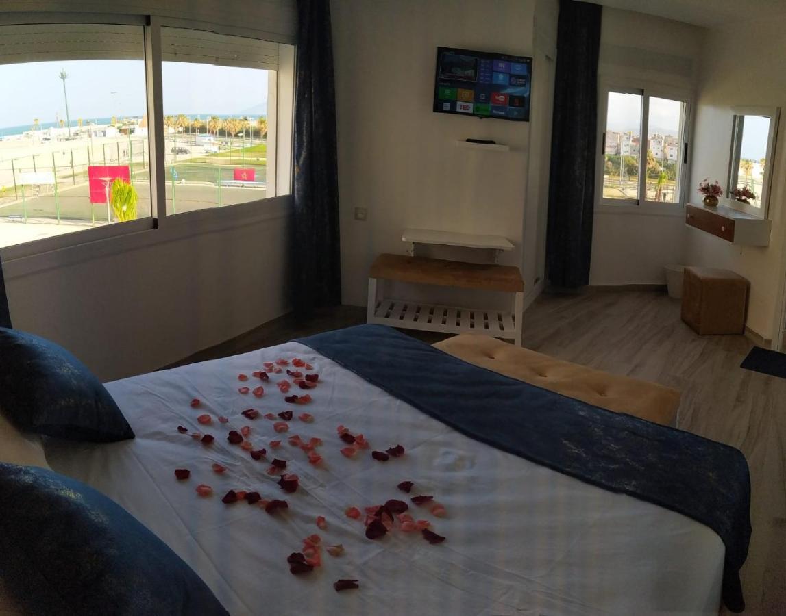 Hostal Mh Borj Мартиль Экстерьер фото